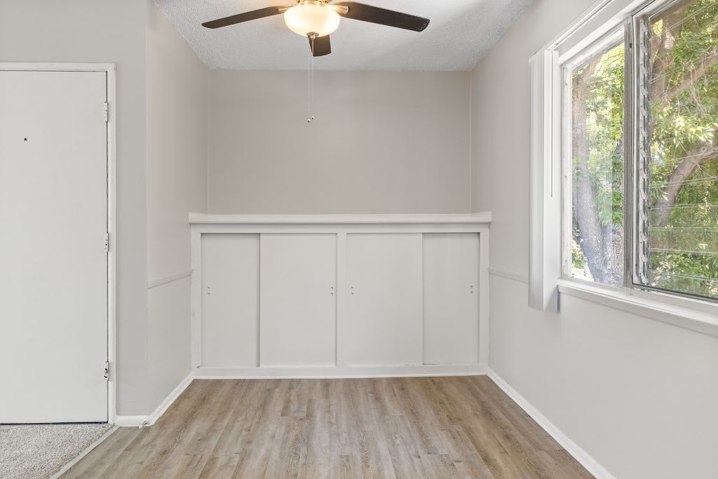 Roxanne Apartments – photo 3
