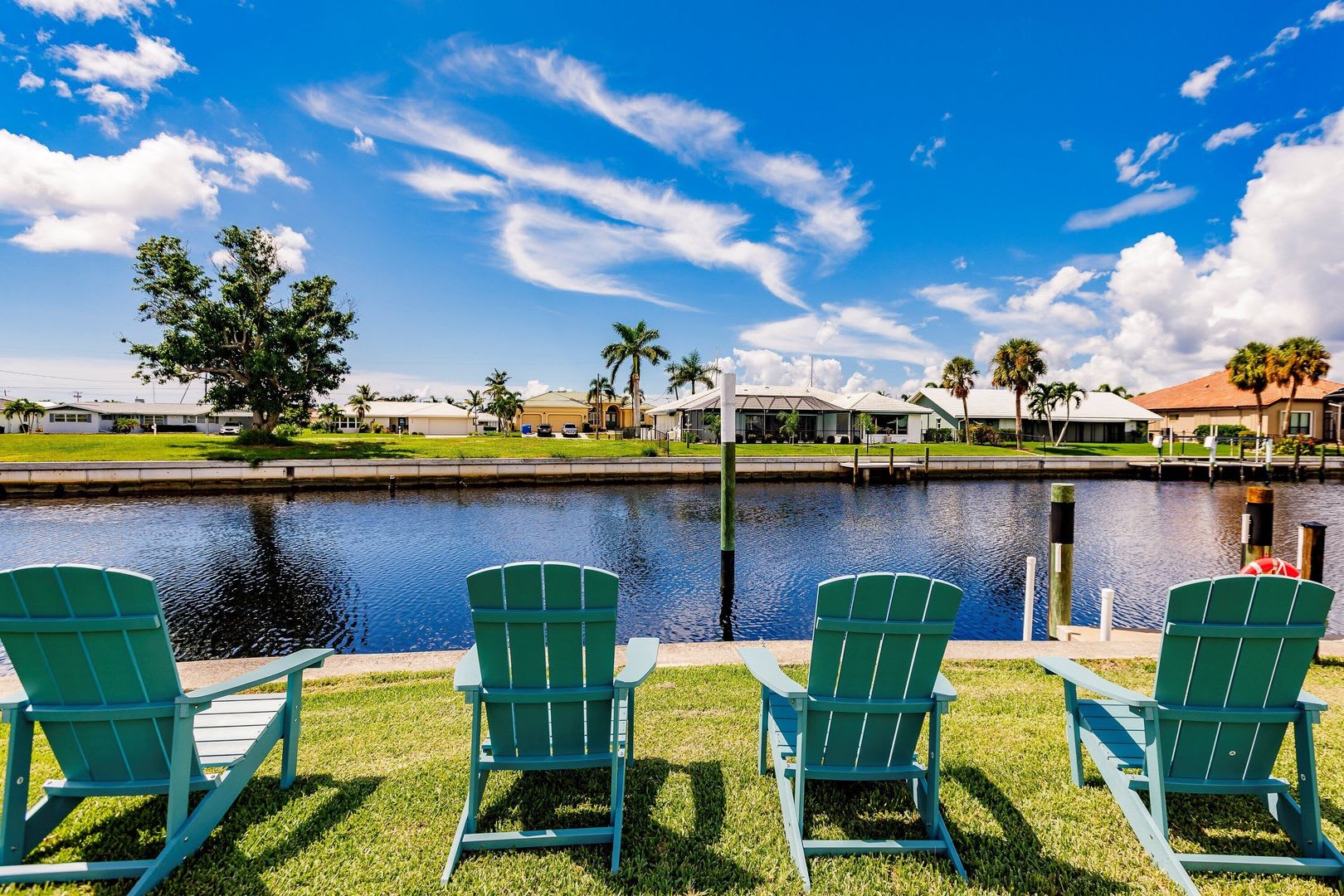 Fully Furnished Gulf Access Pool Home 3 bed 2 bath with boat lift – photo 3