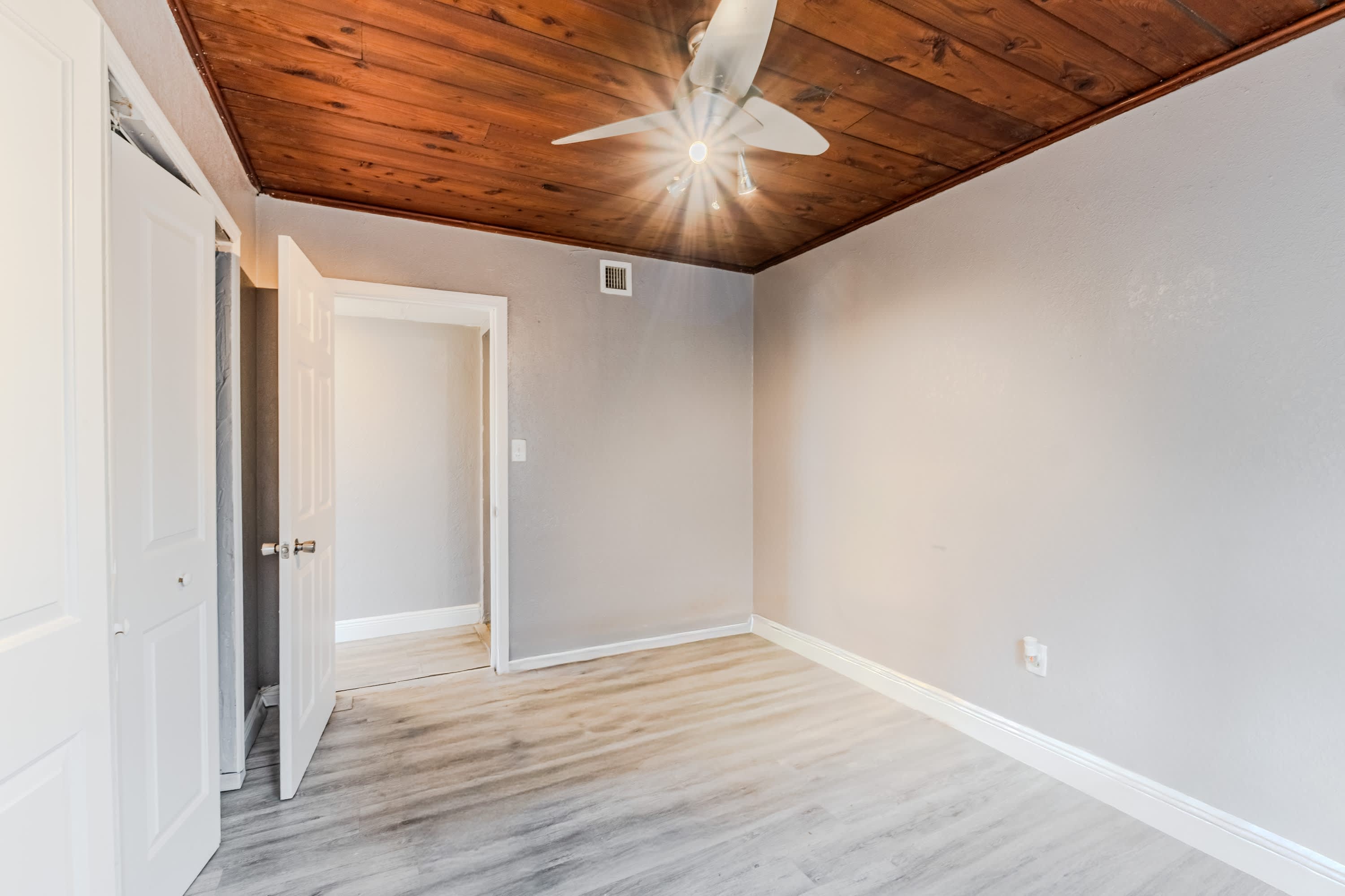 112 W 34TH STREET – photo 3