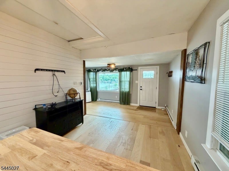 1 S Lakeside Ave – photo 4