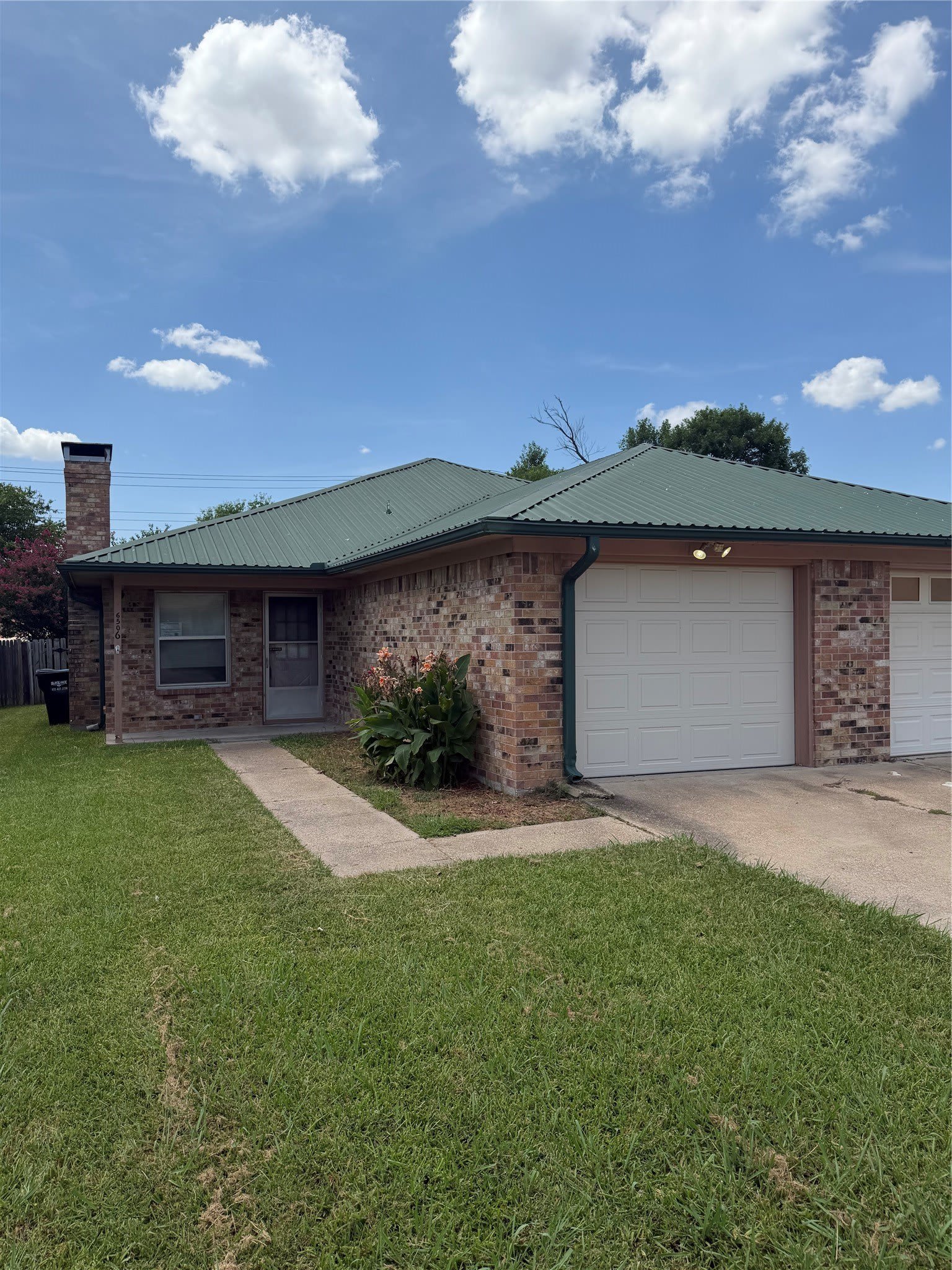 6506 Sayle Street – photo 1