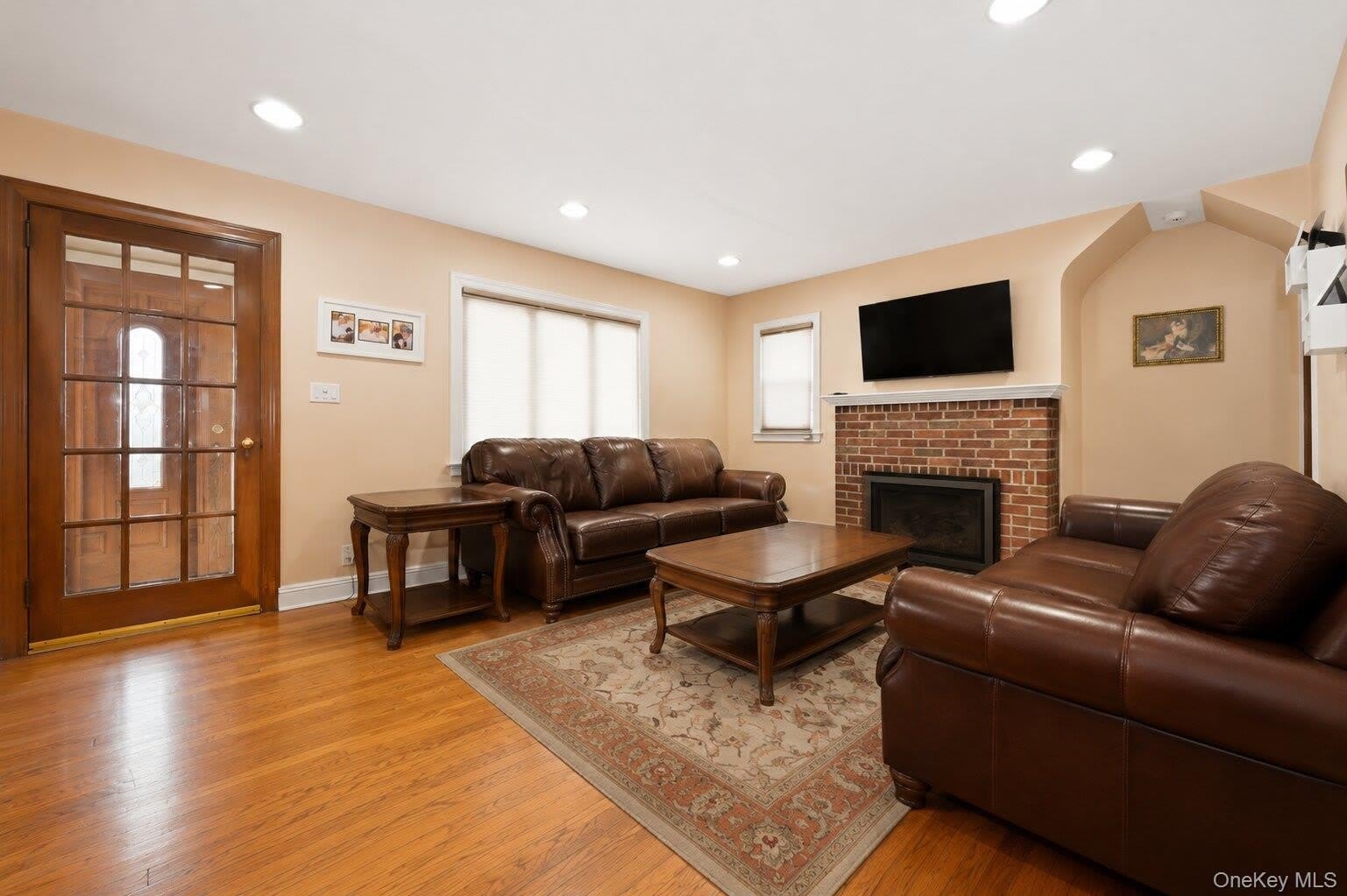 442 Langley Avenue – photo 3