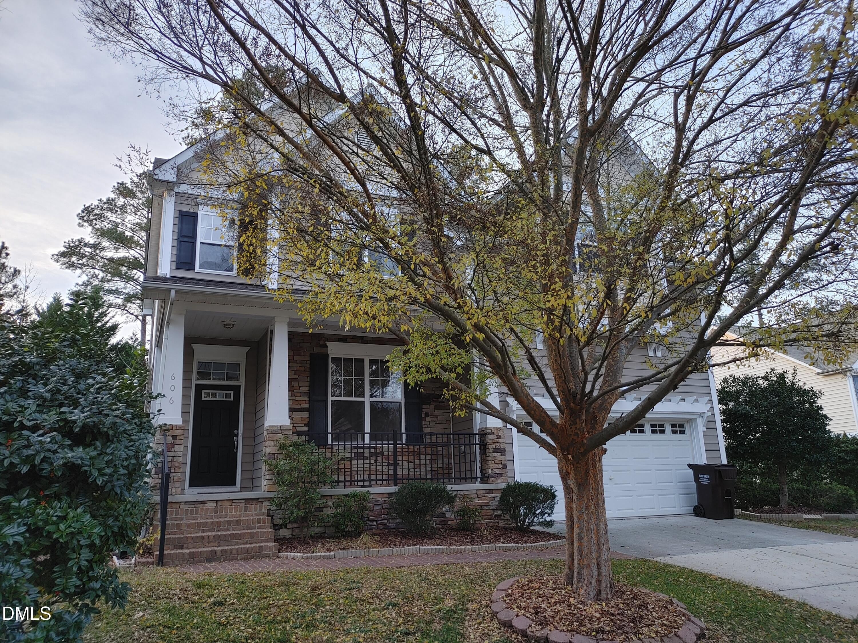 606 Lyon Tree Lane – photo 2