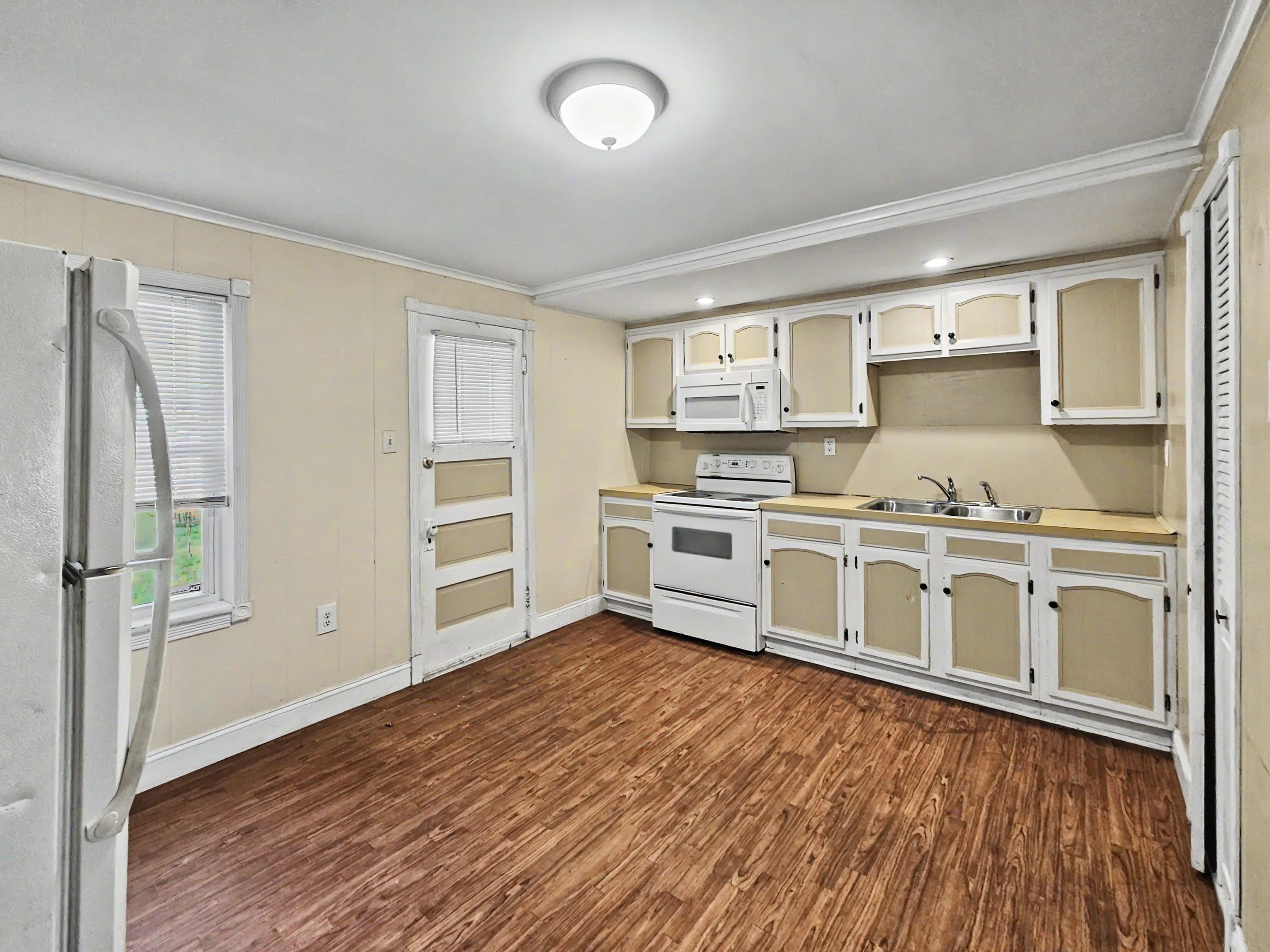 1019 North Irving Avenue – photo 3