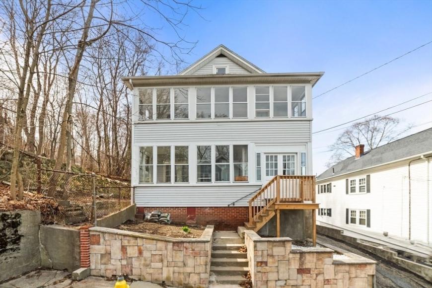 36 Dickinson Rd – photo 1