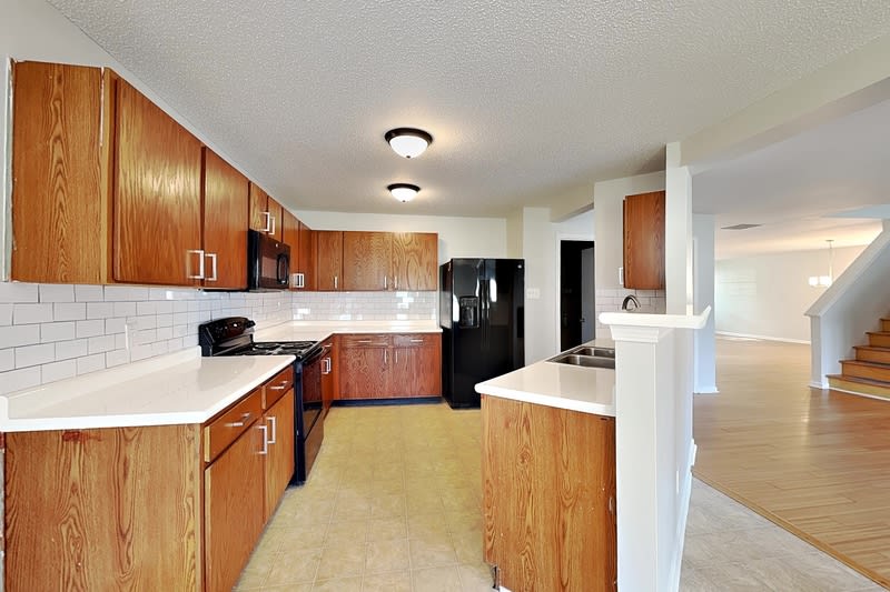 7030 Maple Park Ln – photo 5