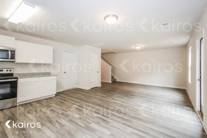 266 Christopher Street – photo 4