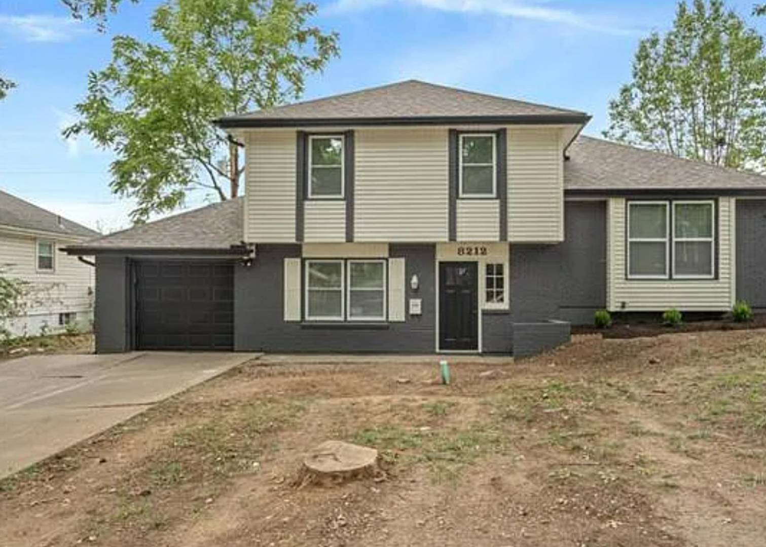 Coming Soon 4 Bedroom 1 Bath Single Family For Rent In Kansas City Mo 1 Car Garage Parking Fenced Backyard – photo 1