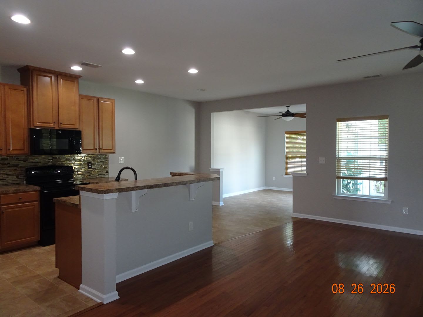3 Bedroom. 2 Bath Single Family Home for Rent – photo 2
