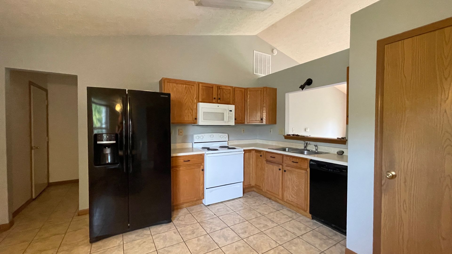 3 Bedroom Home Located In West Lafayette – photo 4
