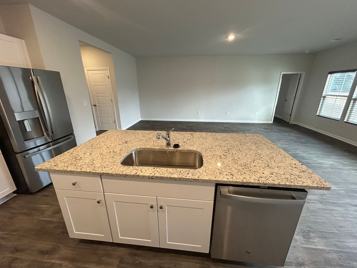 Field View 4BD/ 2BA – photo 4
