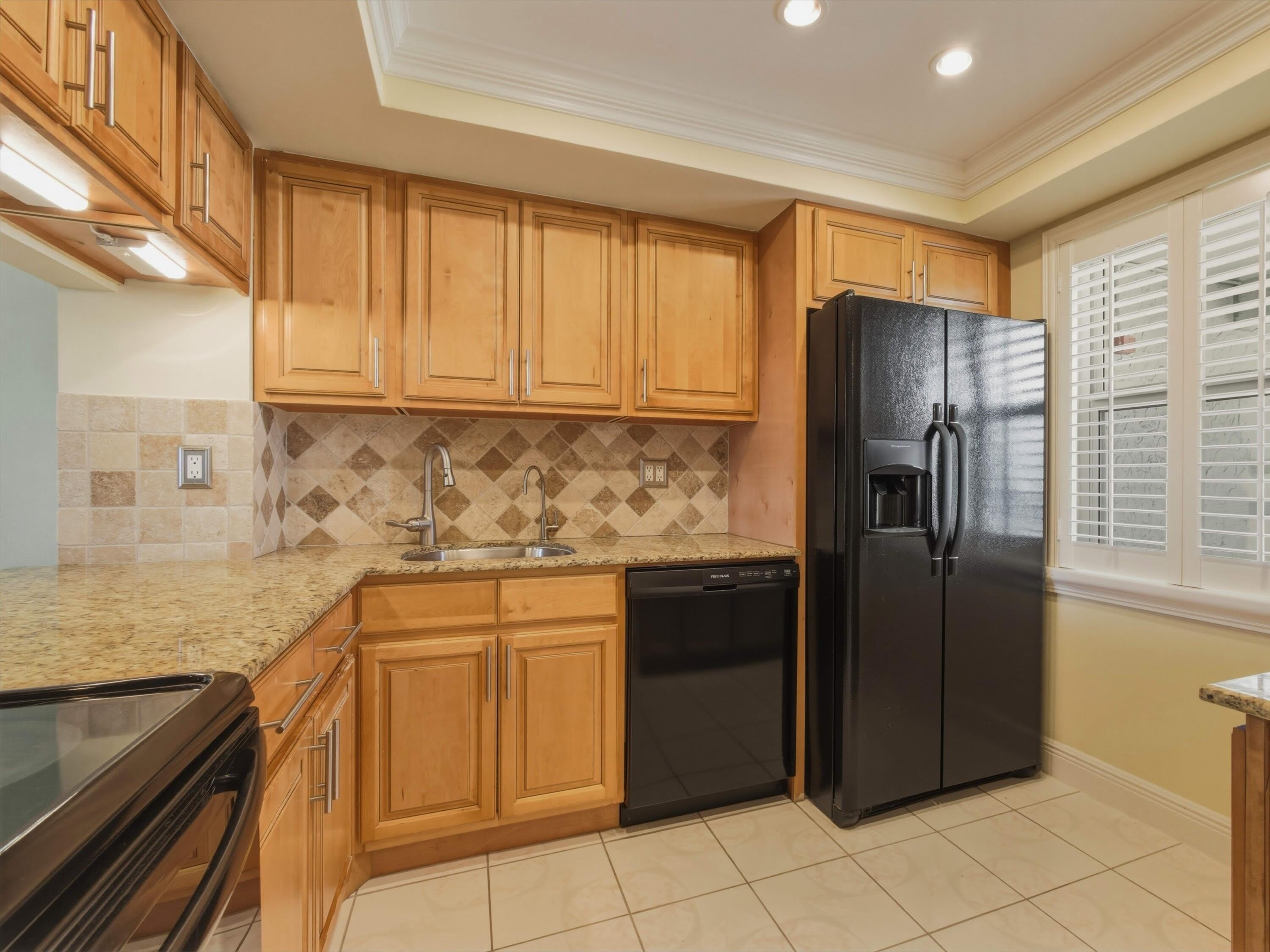 9810 MARINA Boulevard – photo 4