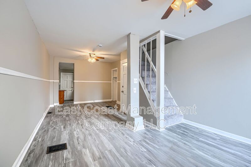 1220 W Pratt St – photo 5