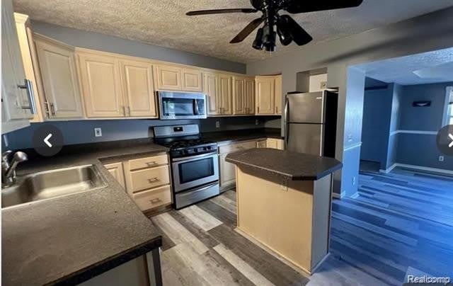 2414 HIALEAH Drive – photo 3
