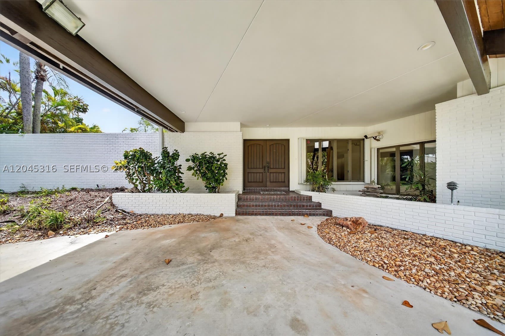 8925 SW 102nd Ter – photo 5