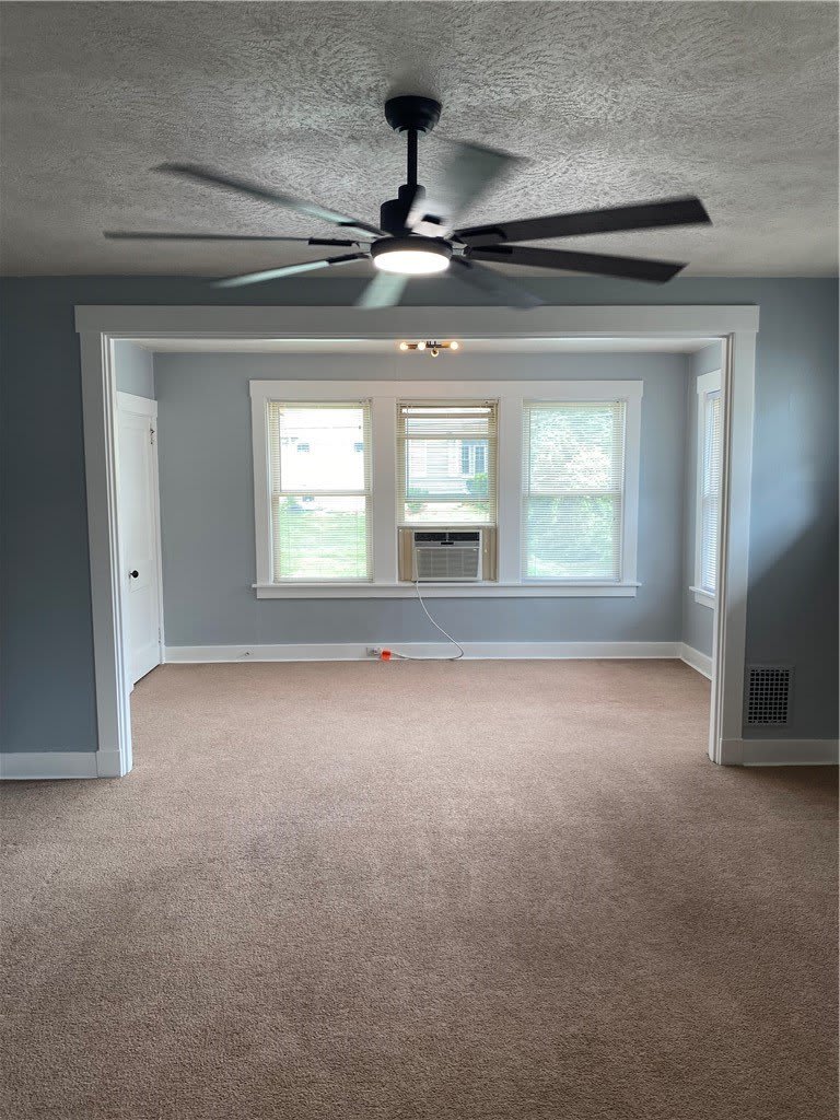 271 Center Ave – photo 3