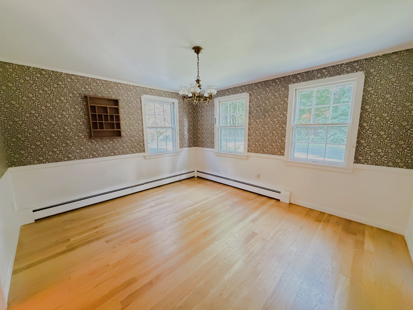 Beautiful 3 Bedroom Single Family Home For Rent In Dalton Ma – photo 3