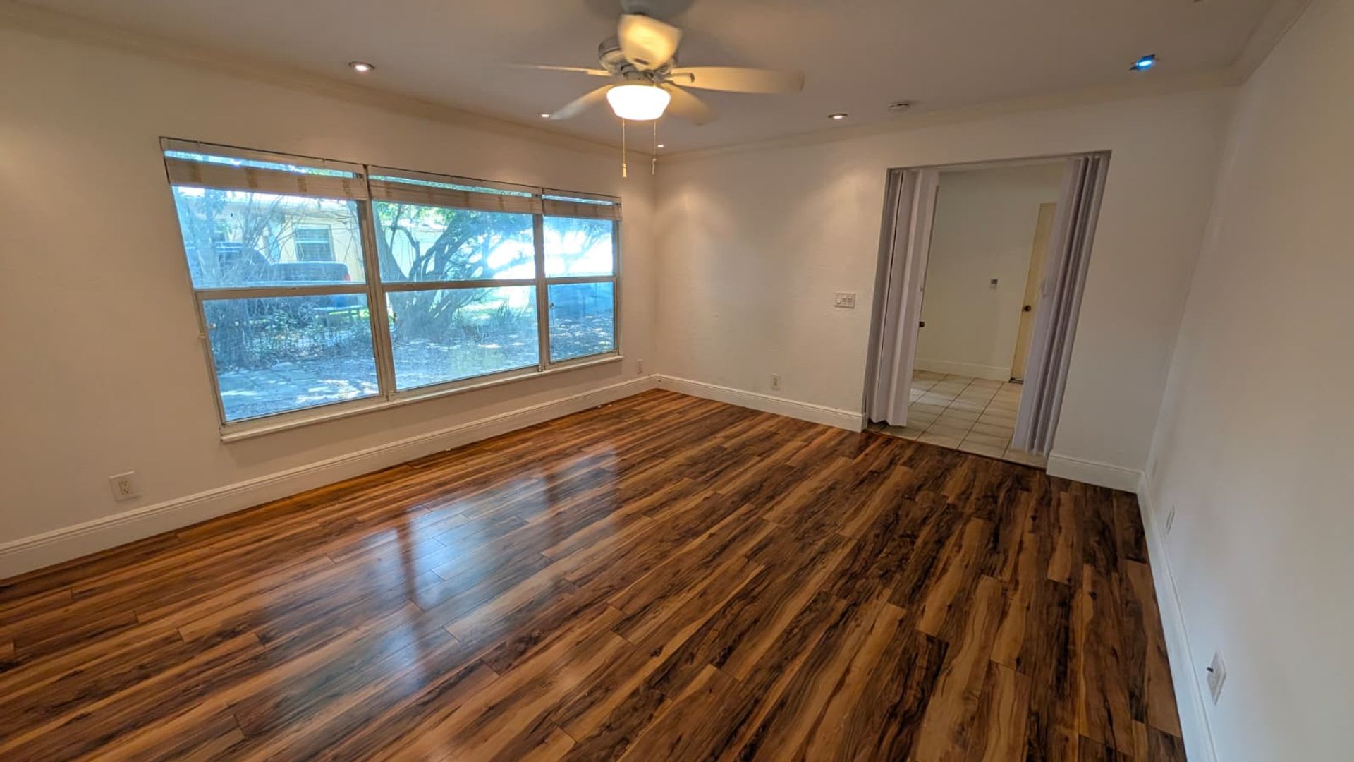Pompano Beach Rental: 3 Bedrooms + Flexible Den – photo 4