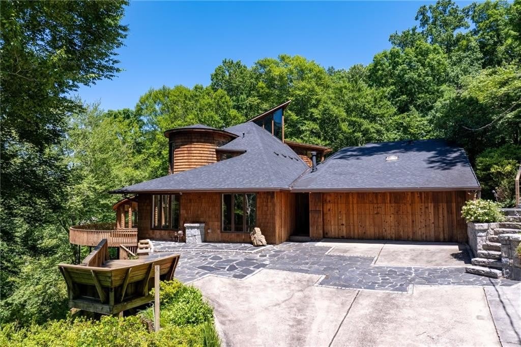120 Laurel Drive NE – photo 2