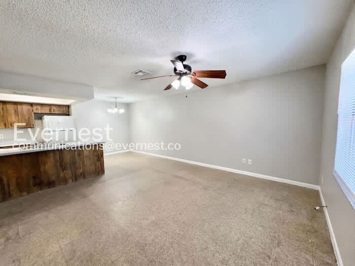 3062 Saint Paul Drive – photo 4