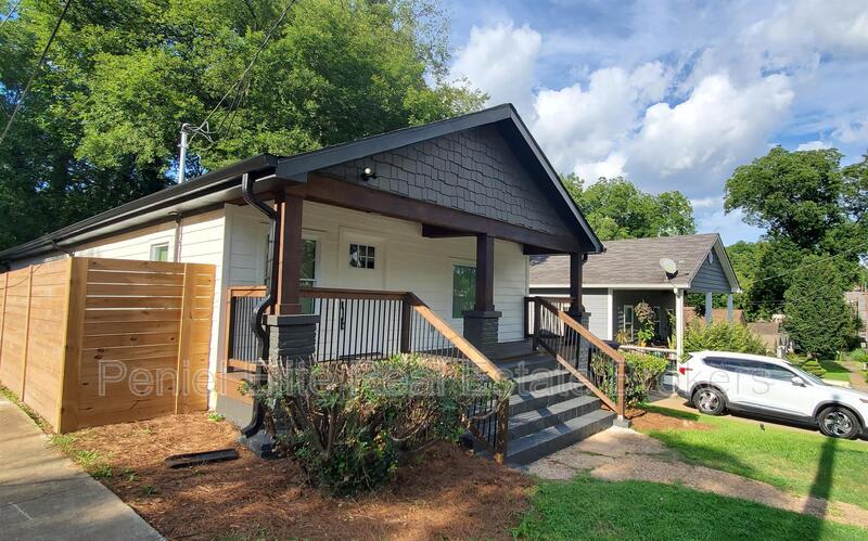 1081 Fair Street Southwest – photo 1