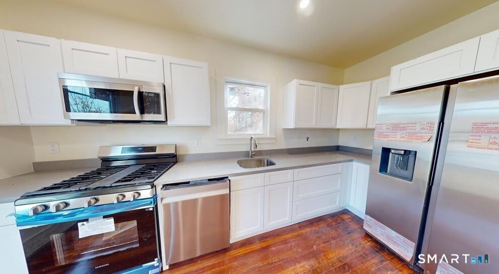 736 Main Street – photo 4