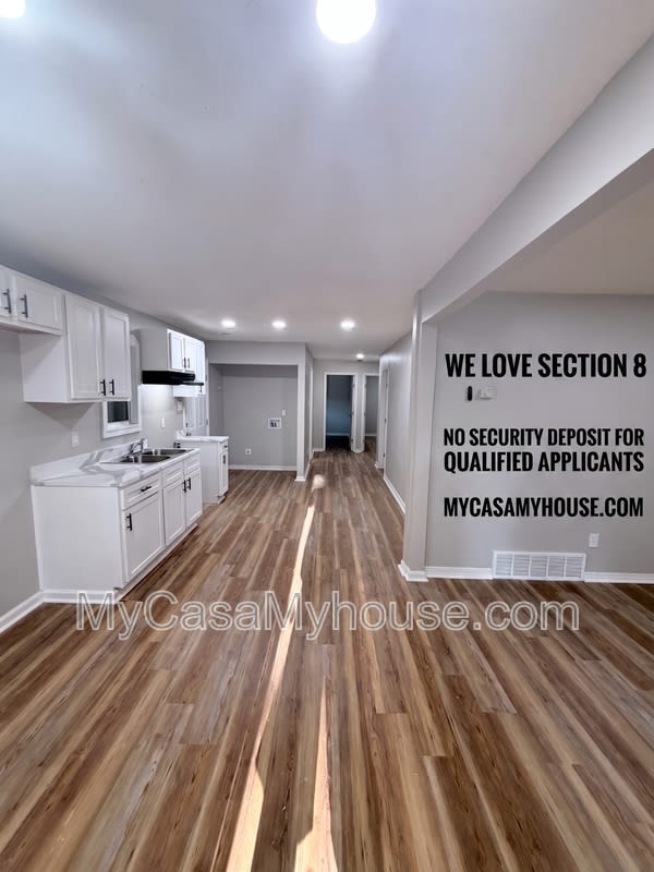 764 Alma Street – photo 5