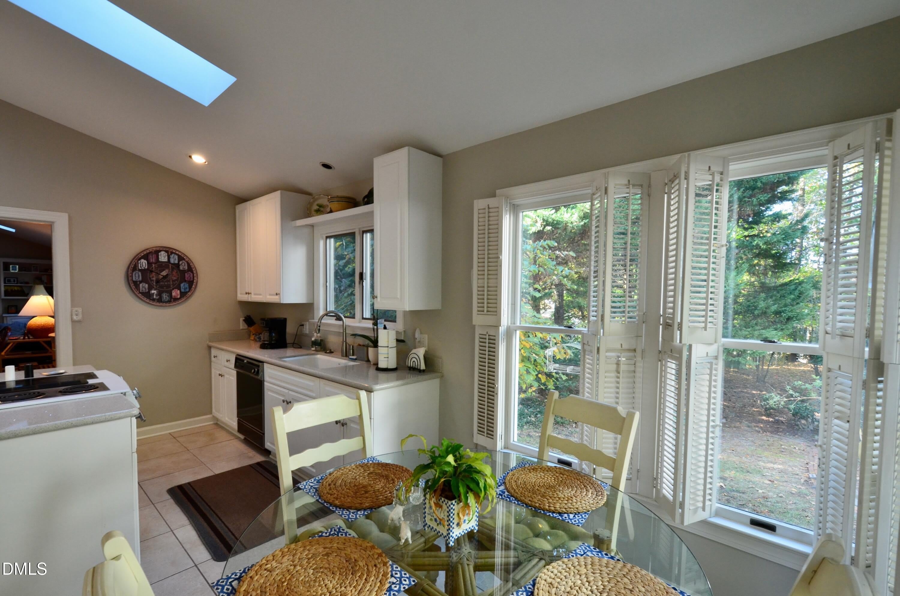 531 Weathersfield – photo 4
