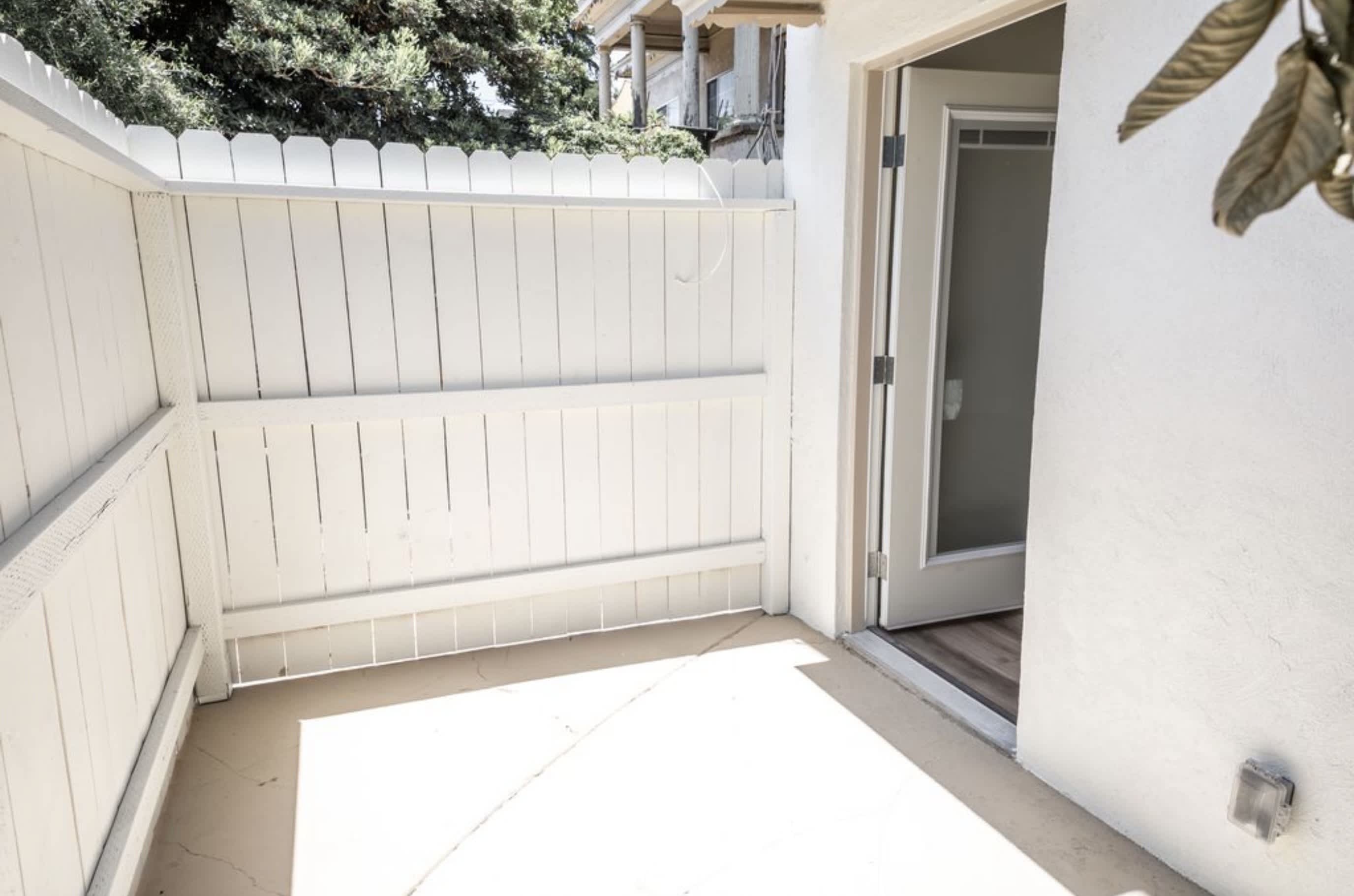 439 South Evergreen Avenue – photo 5