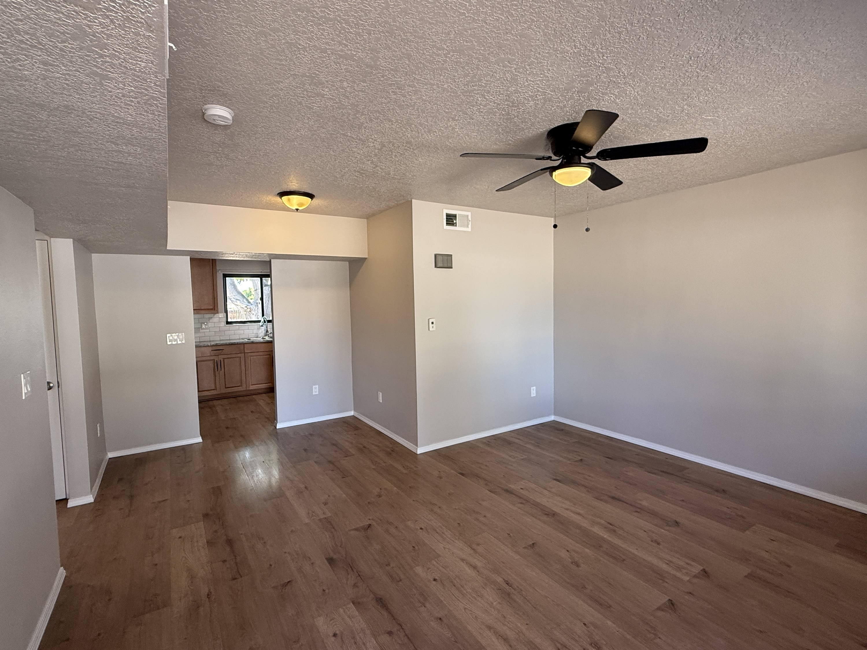 2729 Bel Air Drive Northeast – photo 4