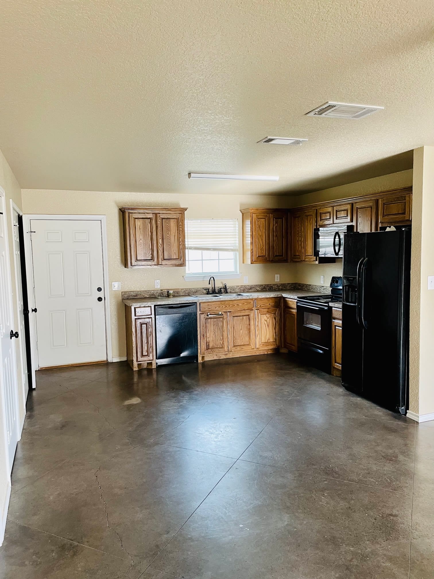 502-D Cleburne-Whitney Rd – photo 5