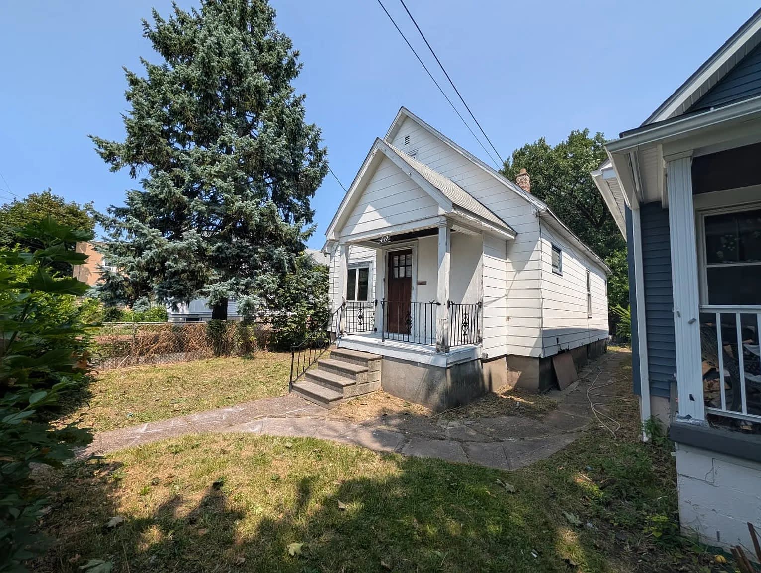 439 27th Street – photo 1