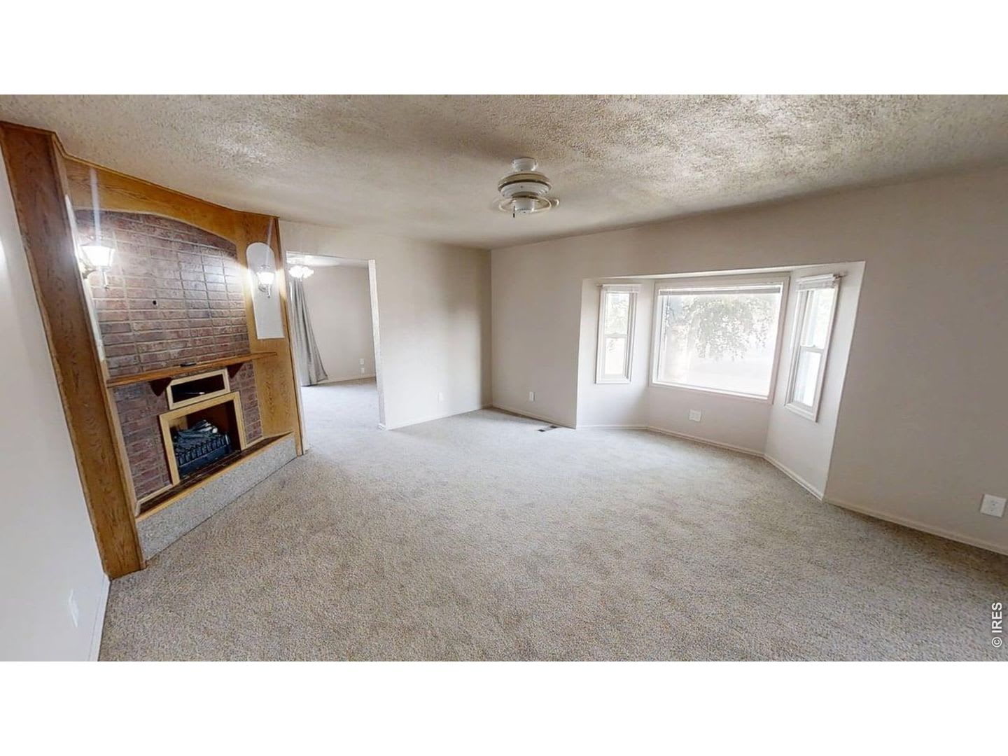 Single Family Home For Rent – photo 4