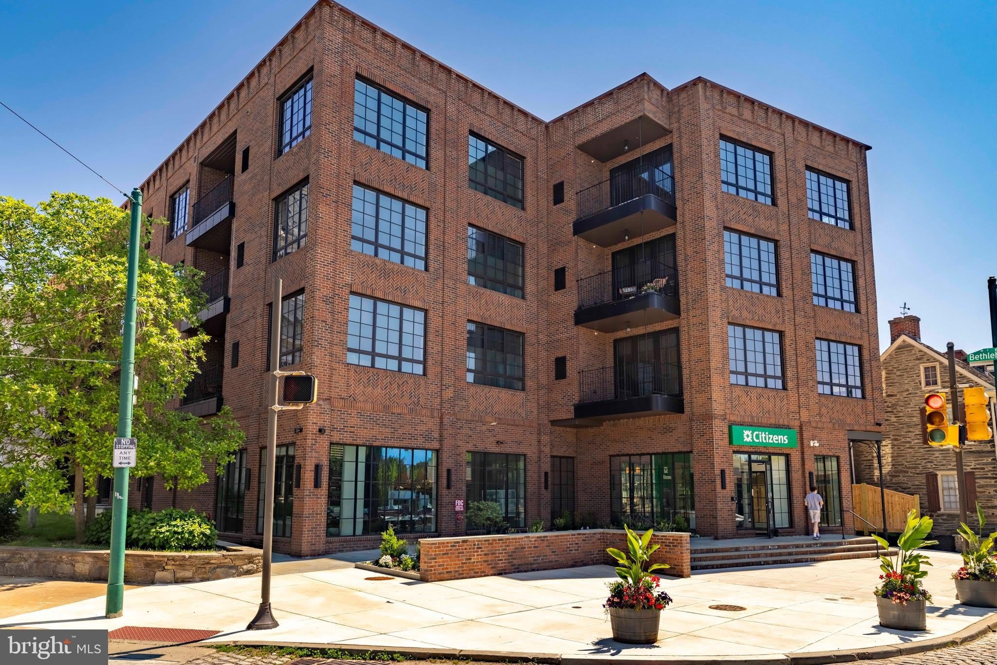 8623 GERMANTOWN UNIT 301 Avenue – photo 5