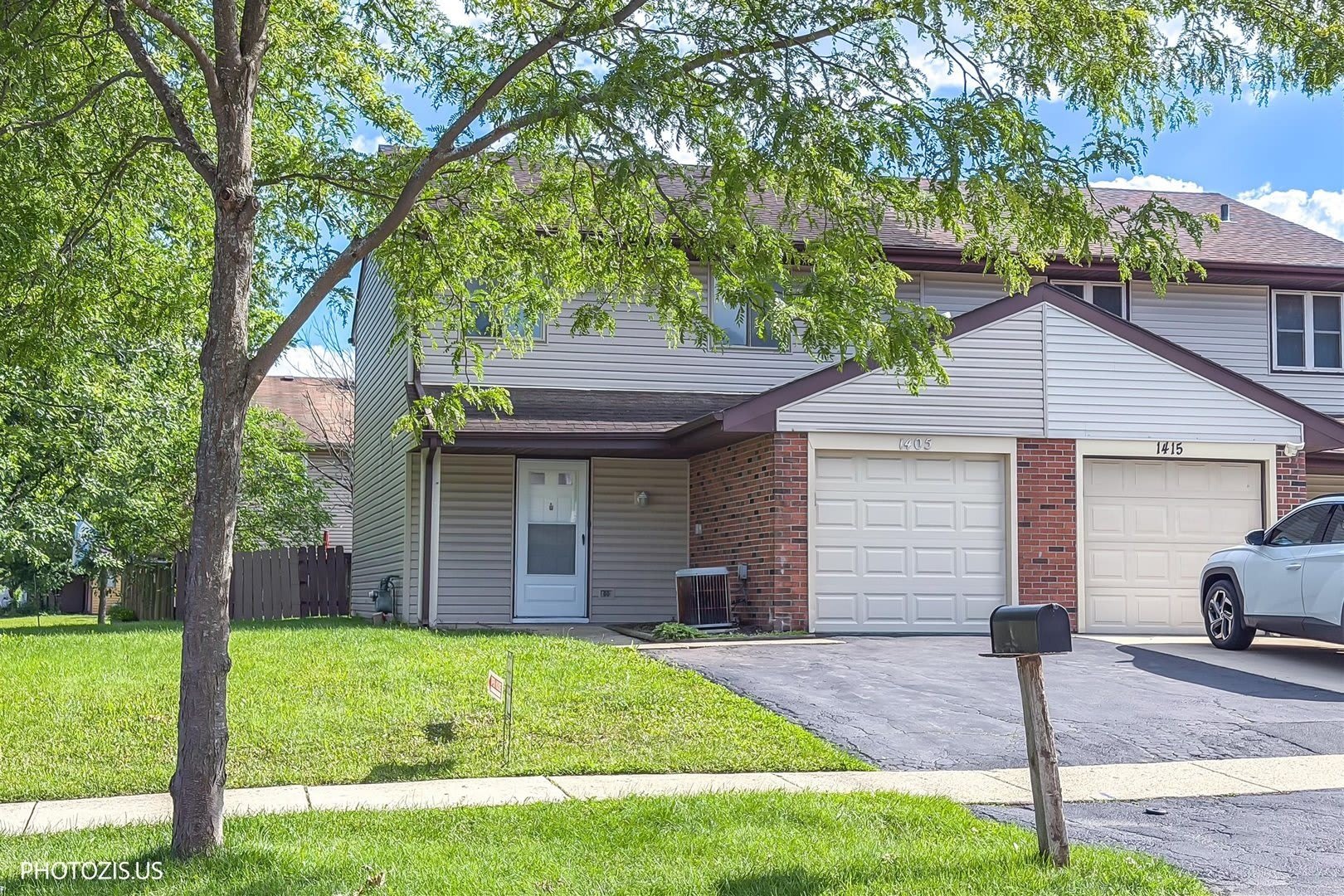 1405 Merrimac Lane N – photo 2