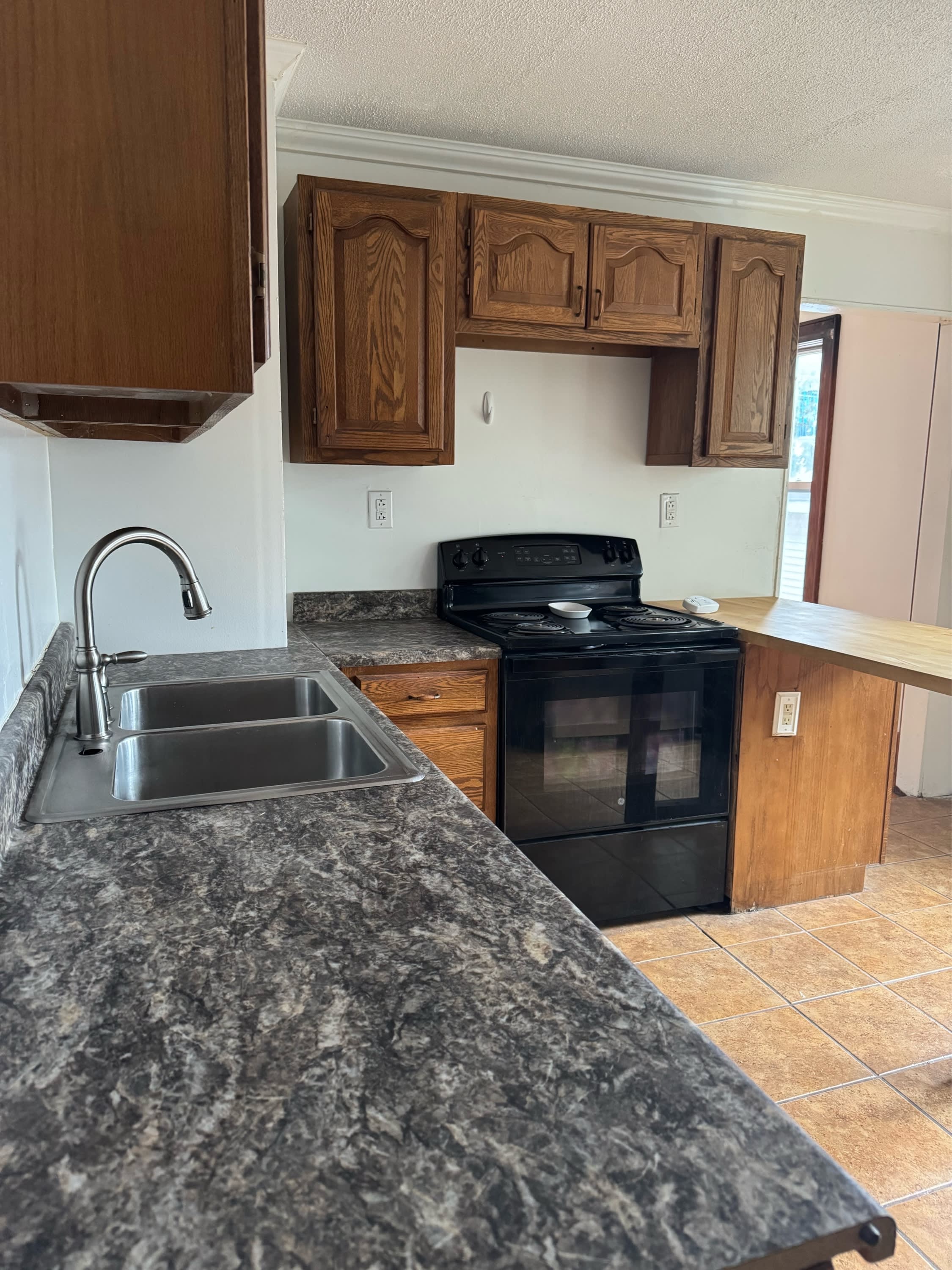 1401 Mather Avenue – photo 1
