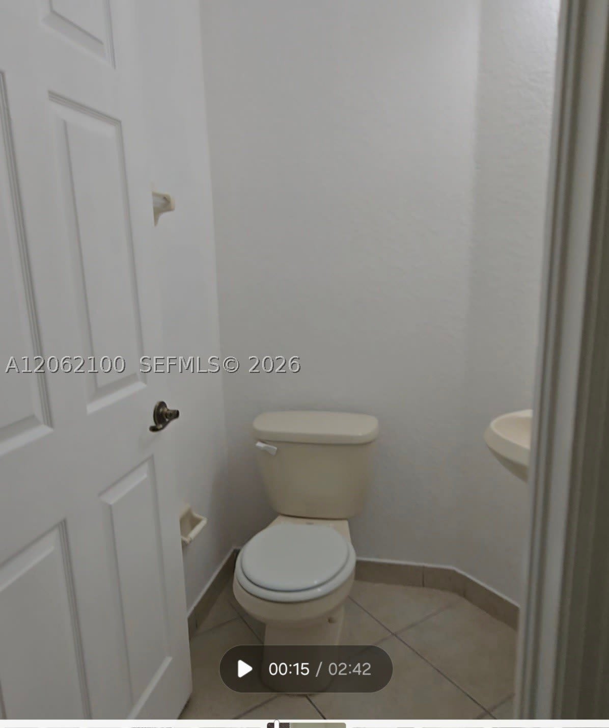 4917 SW 141st Ave – photo 4