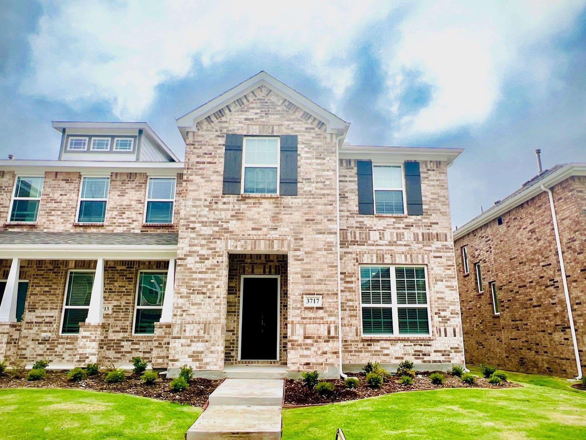 3717 Malibu Drive – photo 2