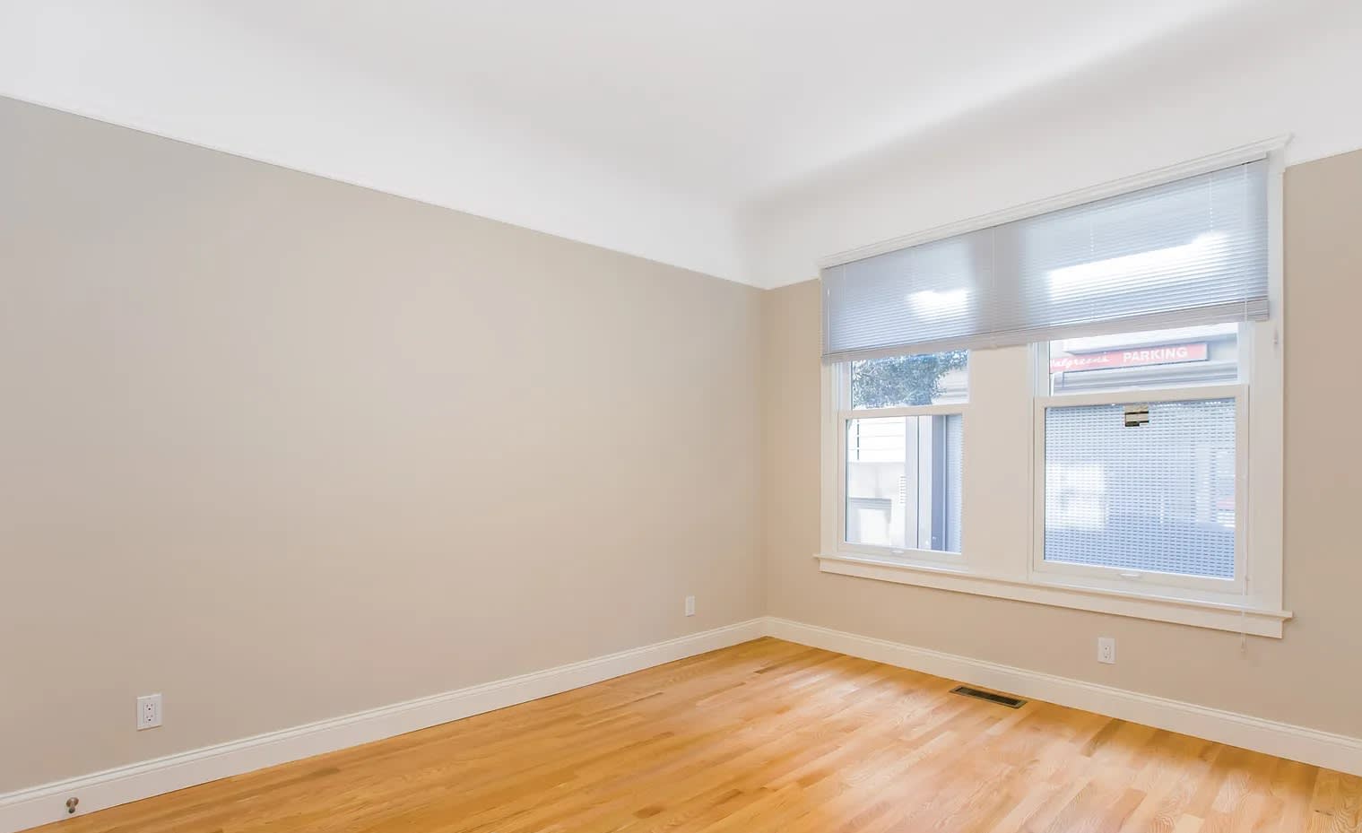 282 Linden St – photo 2