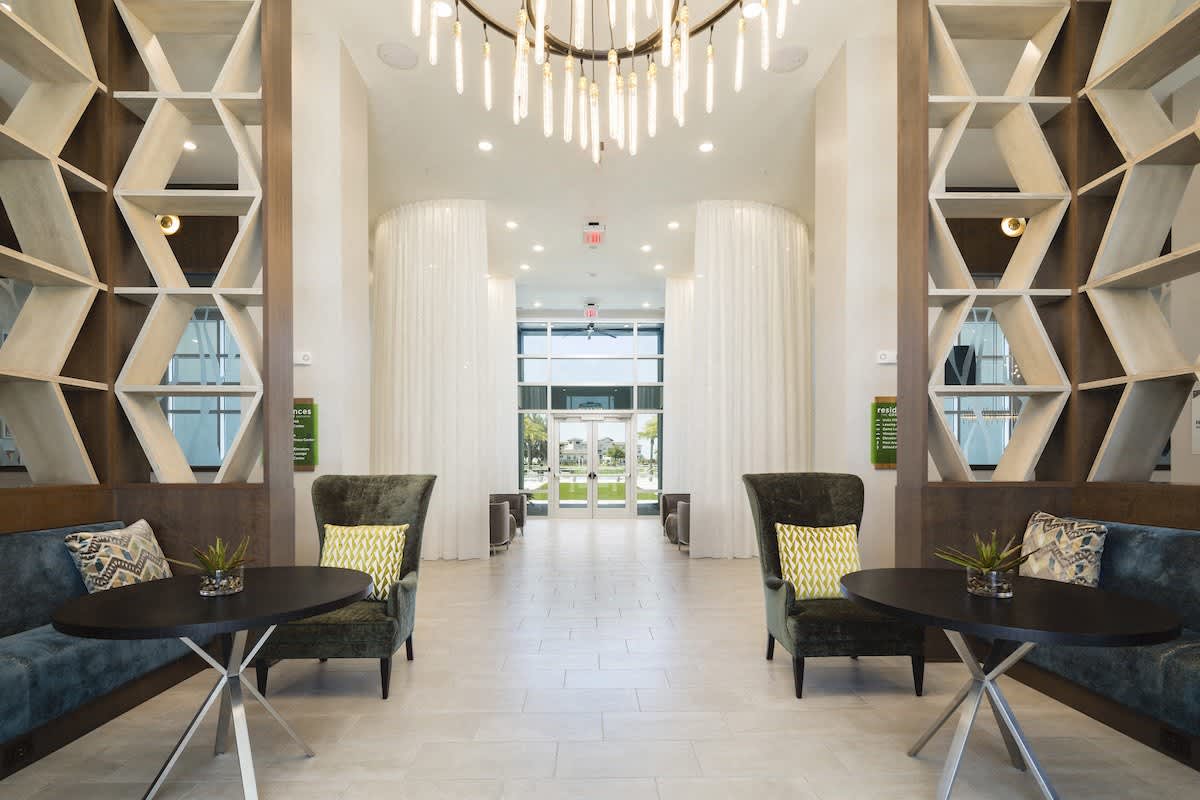 Residences at the Green – photo 3