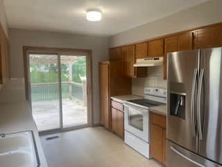 8612 North Rhode Avenue – photo 5