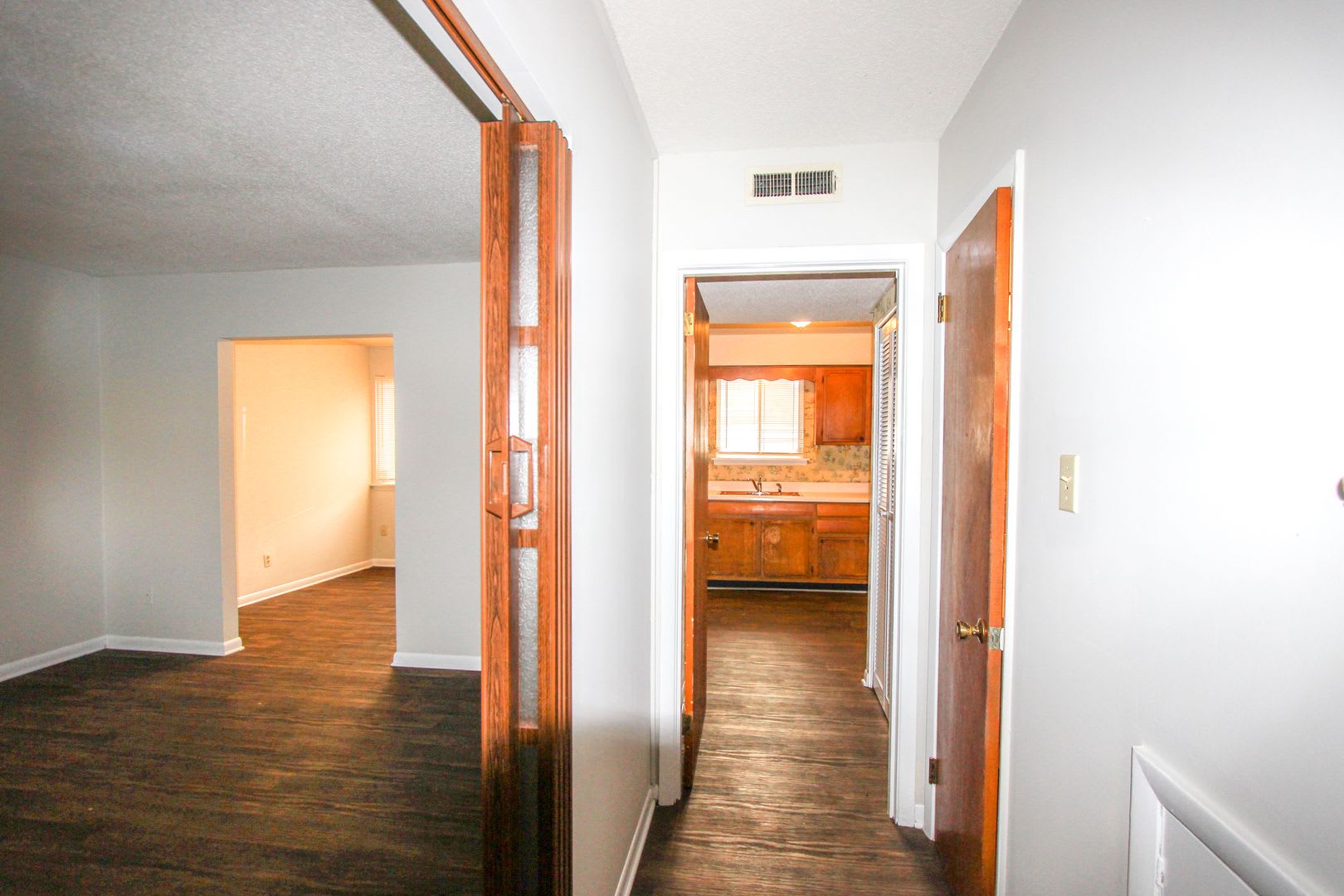 2 bedroom, 2.5 bath townhouse-style condo located across from NC State's Centennial Campus – photo 2