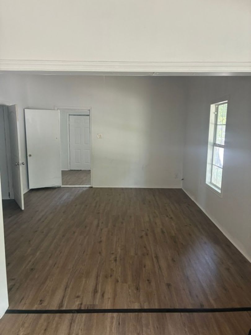 1920 Johnson St – photo 2