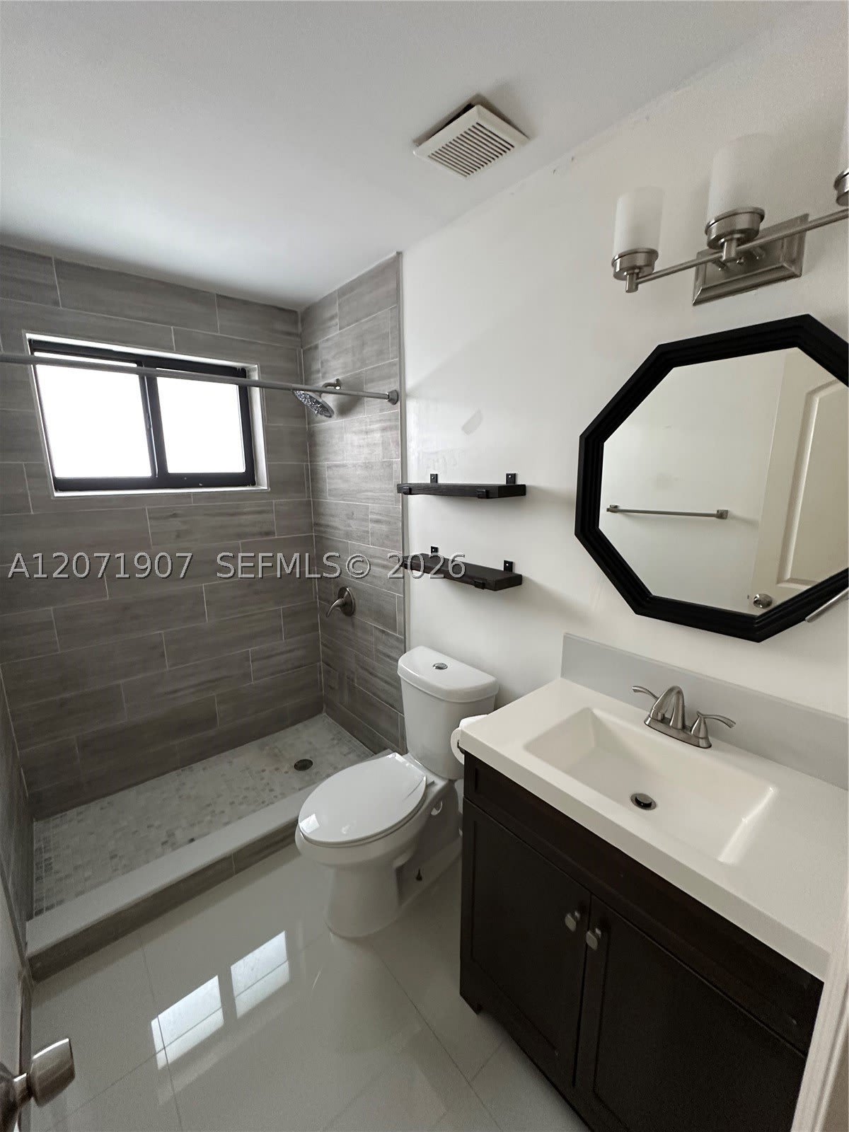 410 NW 65 Ave – photo 5