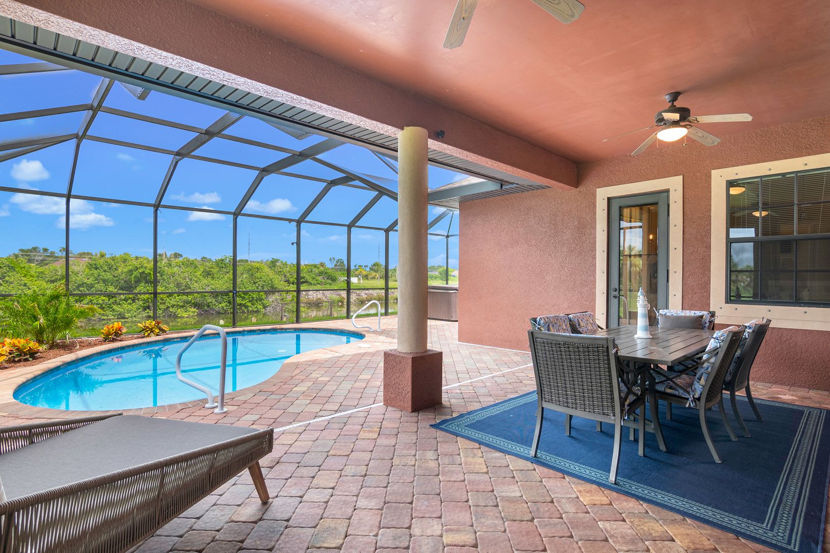 Fully Furnished Heated Pool Home – photo 1