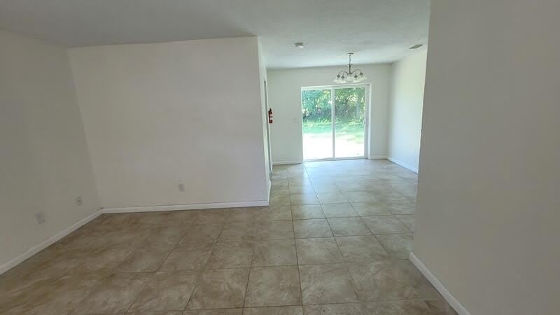 1190 Pine Valley Lane – photo 3