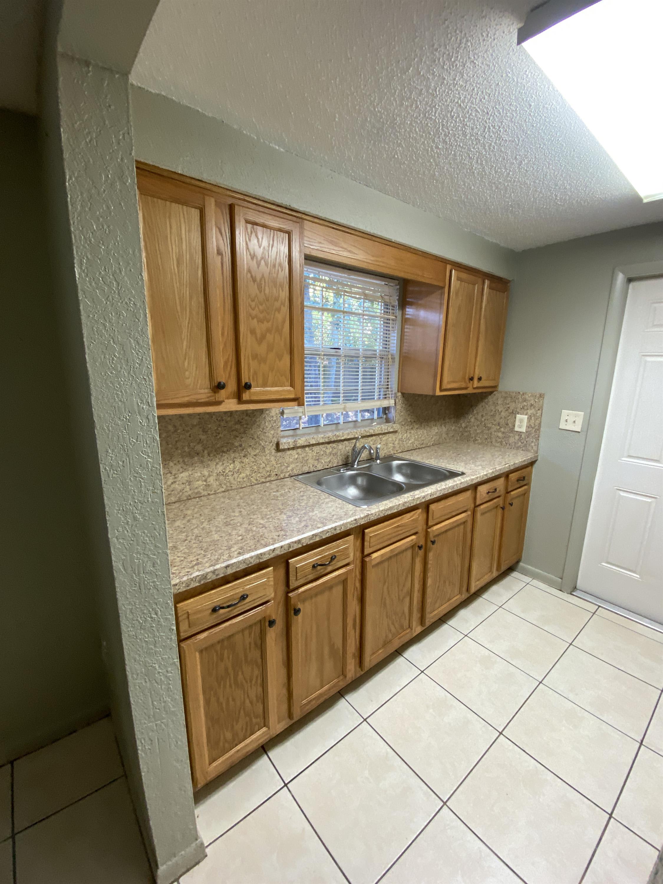 7623 John F Kennedy Drive East – photo 3