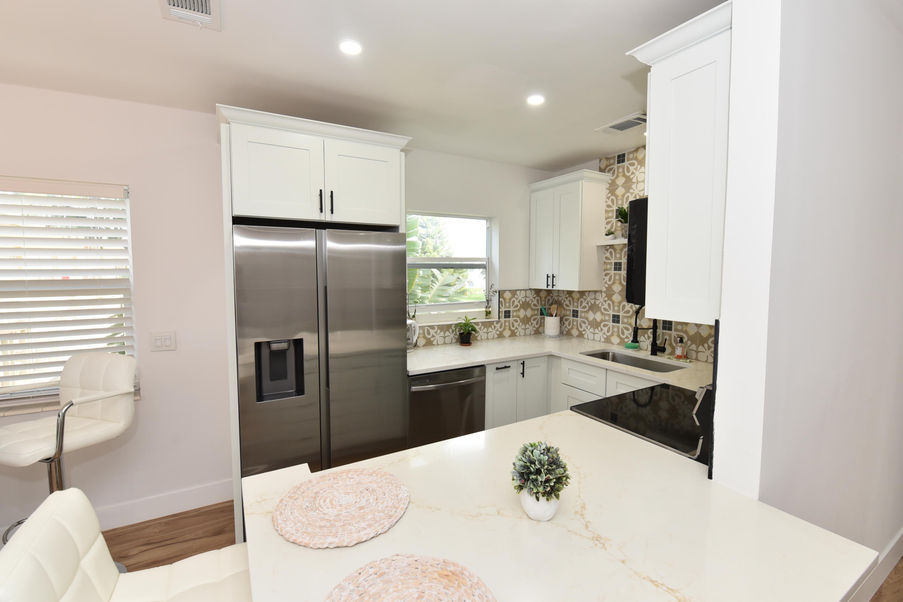 112 Salisbury – photo 3