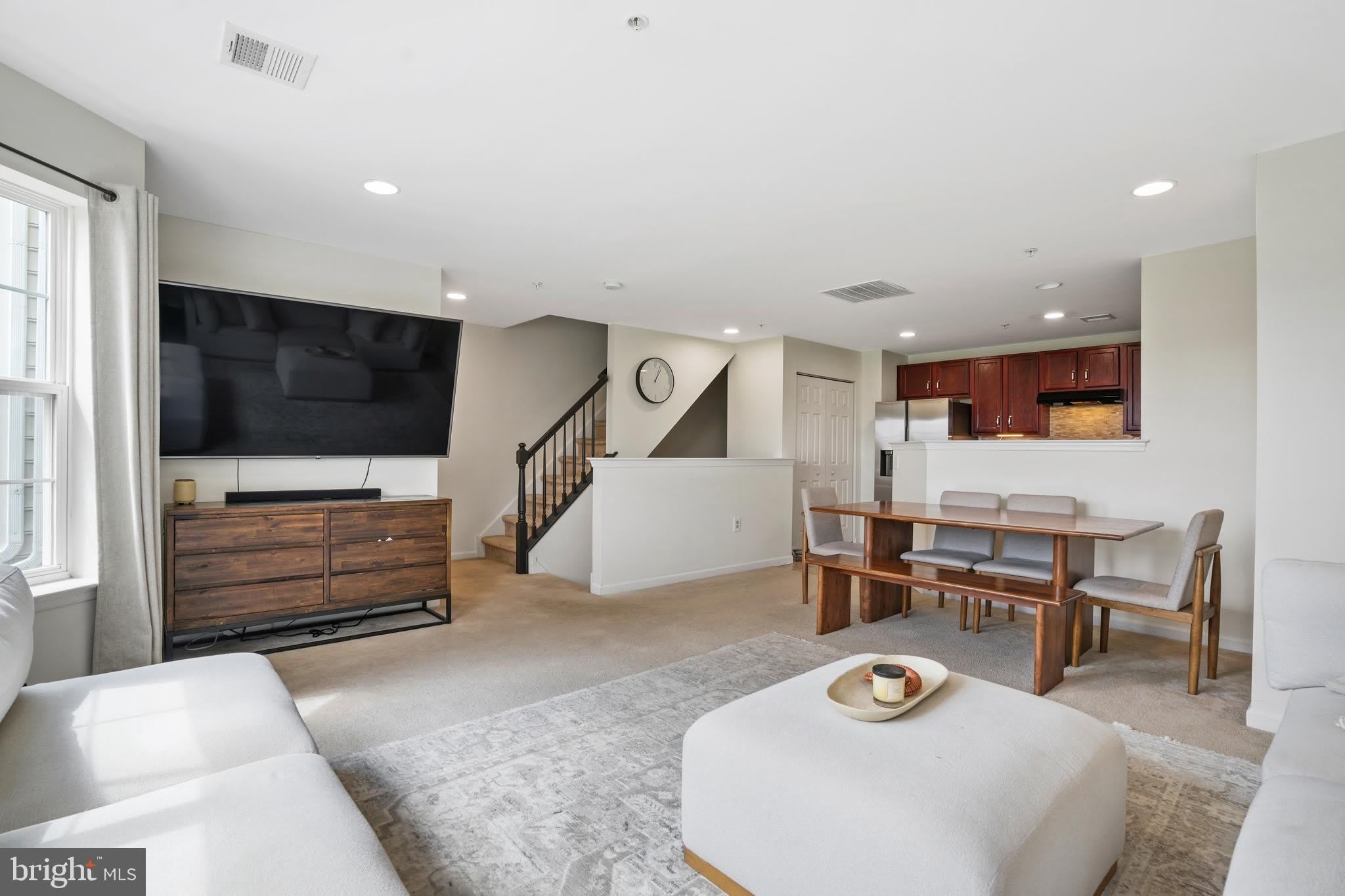 2028 BERKELEY Drive – photo 5