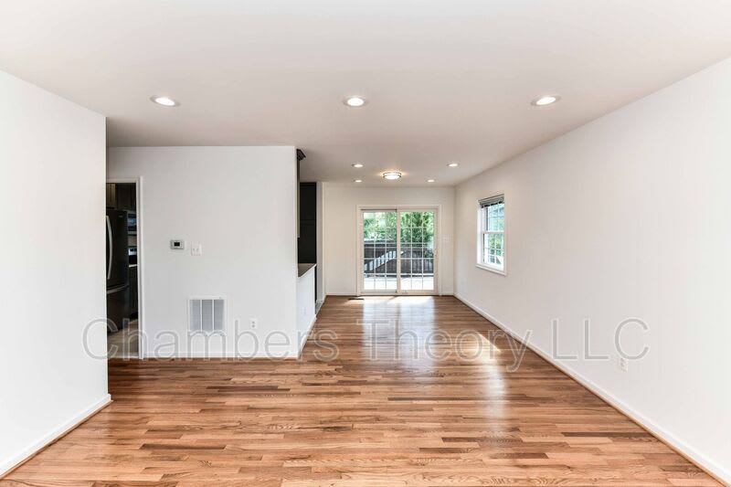 1020 S. Hoga Rd. – photo 5